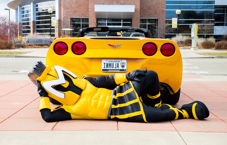 yellow_vette_manny-license-plate